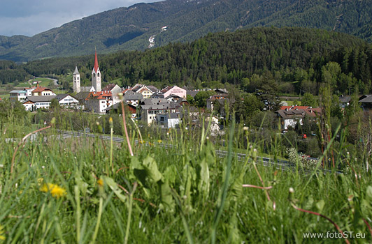 San Lorenzo / St. Lorenzen at the Kronplatz